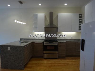 South Boston 6 Bed, 2.5 Bath Unit Boston - $8,100