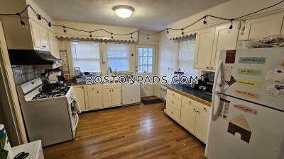 Brighton 6 Beds 3 Baths Boston College Boston - $10,500