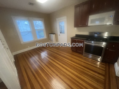 Everett 3 Bed 1 Bath EVERETT $3,100 - $2,950