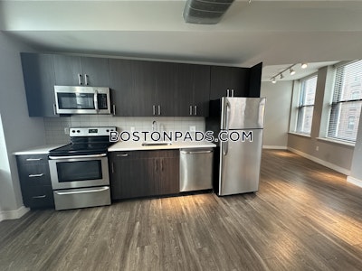 Lynn 2 Bed 1 Bath LYNN $2,500 - $2,600