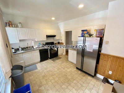 Mission Hill 3 Beds 1 Bath on Hillside St in Boston Boston - $5,150