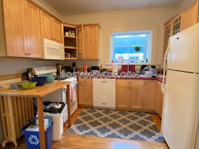 Somerville 5 Beds 2.5 Baths  Tufts - $7,500