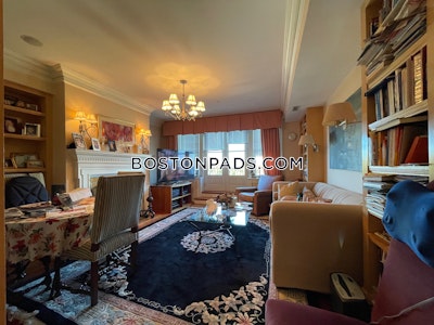 Back Bay 3 Beds 5 Baths Boston - $14,000