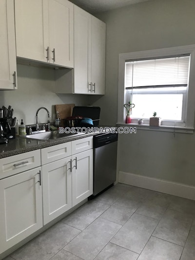 Somerville 4 Beds 1 Bath  Winter Hill - $3,985 No Fee