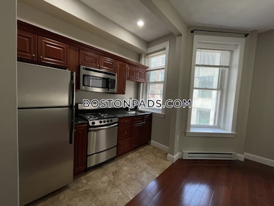 Back Bay 1 Bed 1 Bath Boston - $2,800